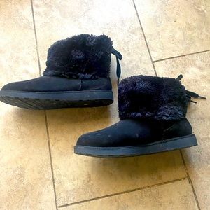 Black cozy booties